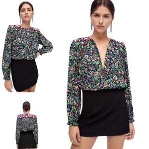 Women’s Zara NWOT Patchwork Blouse Size S w/ Shoulder Pads Floral Print Viscose